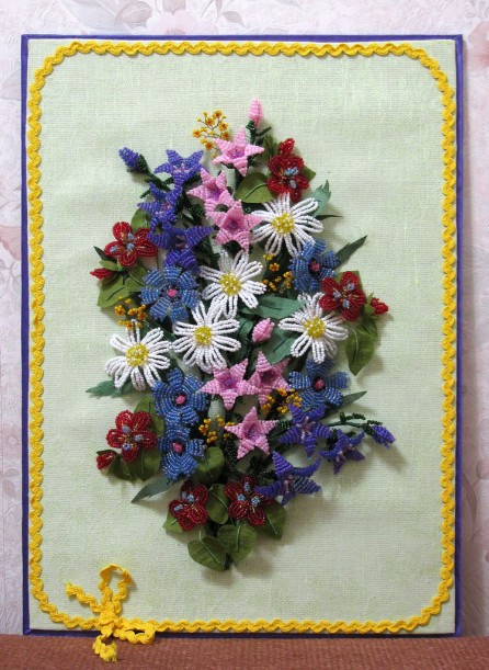 Панно из бисера Полевые цветы